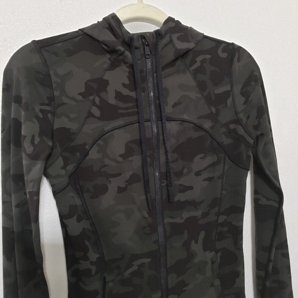 Lululemon Hooded Define Jacket - Picture 7 of 14
